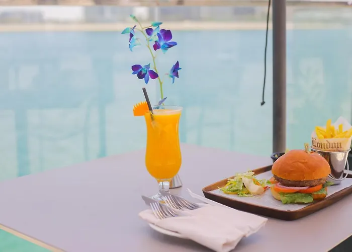 Grand Swiss-Belhotel Waterfront Seef