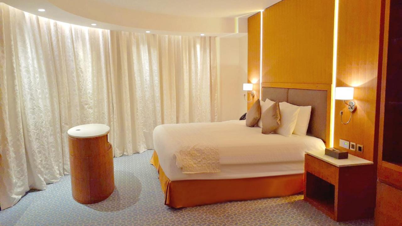 Grand Swiss-belhotel Waterfront Seef 5* Sanabis